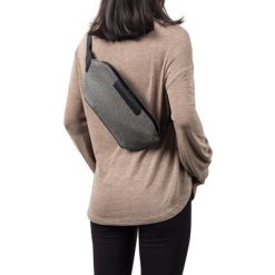Saszetka zapinana w pasie Urban Bumbag z nadrukiem Twojego logo, materiał: poliester, kolor: szary Saszetka zapinana w pasie Urban Bumbag z nadrukiem Twojego logo, materiał: poliester, kolor: szary