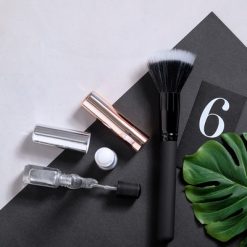 Pomadka ochronna z nadrukiem Twojego logo, materiał: plastik, kolor: czerwony Pomadka ochronna z nadrukiem Twojego logo, materiał: plastik, kolor: czerwony