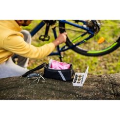 Torba rowerowa z wyposażeniem, zestaw naprawczy, apteczka, poncho | Fabio z nadrukiem Twojego logo, materiał: nylon, kolor: czarny Torba rowerowa z wyposażeniem, zestaw naprawczy, apteczka, poncho | Fabio z nadrukiem Twojego logo, materiał: nylon, kolor: czarny