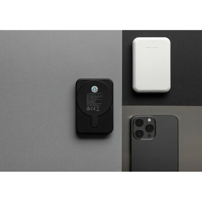 Magnetyczny bezprzewodowy power bank 5000 mAh, 5W Stellar z nadrukiem Twojego logo, kolor: czarny Magnetyczny bezprzewodowy power bank 5000 mAh, 5W Stellar z nadrukiem Twojego logo, kolor: czarny
