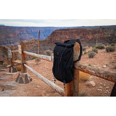 Plecak zwijany BrandCharger Venturer z nadrukiem Twojego logo, materiał: poliester, rpet, kolor: czarny Plecak zwijany BrandCharger Venturer z nadrukiem Twojego logo, materiał: poliester, rpet, kolor: czarny