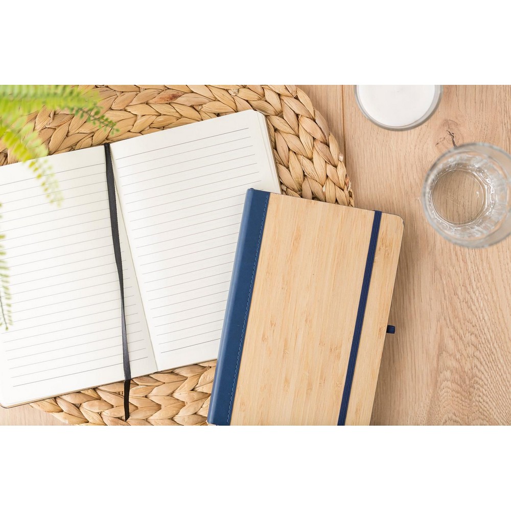 Notatnik ok. A5 z nadrukiem Twojego logo, materiał: guma, pu, bambus, papier, poliester, kolor: niebieski Notatnik ok. A5 z nadrukiem Twojego logo, materiał: guma, pu, bambus, papier, poliester, kolor: niebieski