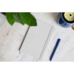 Notatnik A5 z PU z recyklingu | Roderick z nadrukiem Twojego logo, materiał: pu, papier, kolor: biały